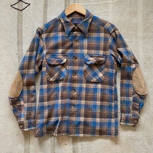 Pendleton Blue and Brown Plaid Casual Button Down Shirt